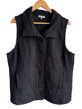Habitat Quilted Button Up Vest Sz XL Black Sleeveless Fall Jacket Casual Capsule